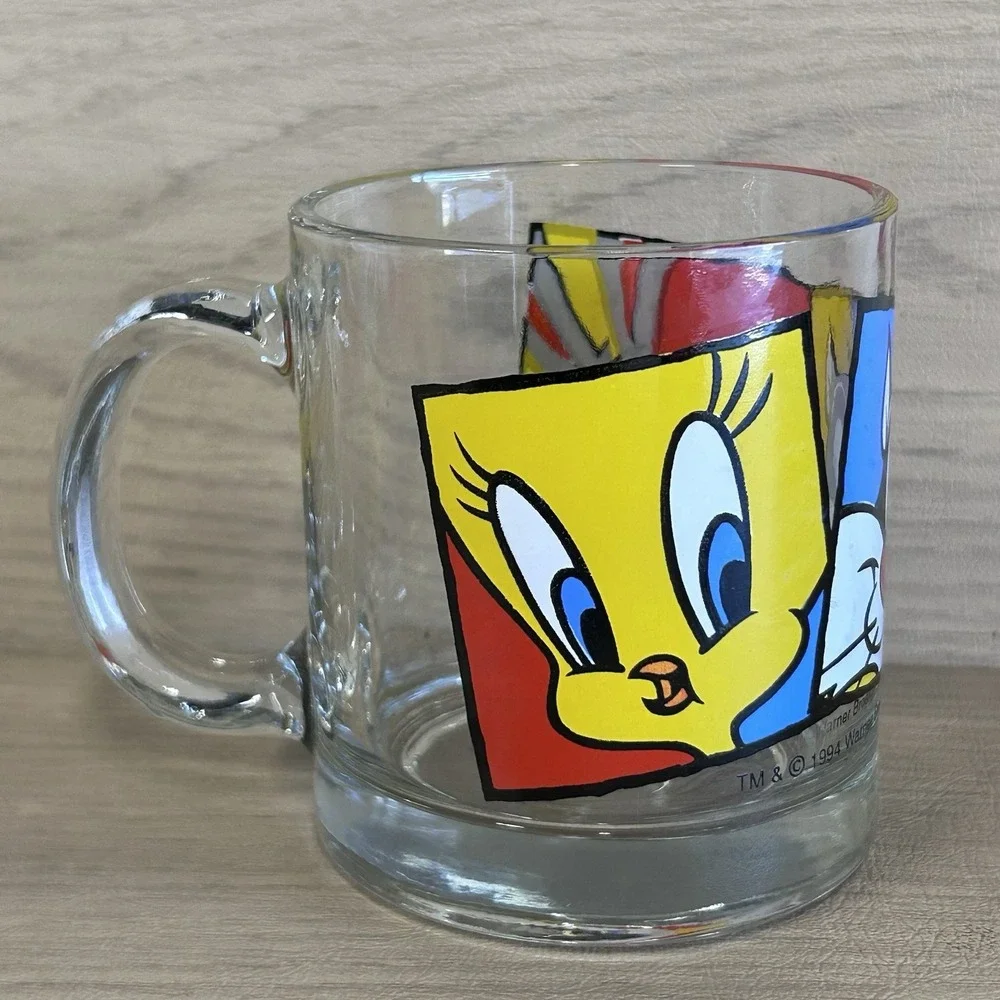 Vintage WB Bugs Bunny, Tweety, and Sylvester 1994 Looney Tunes Glass Coffee Mug